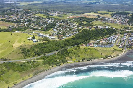 Aerial Image of LENNOX HEAD AERIAL