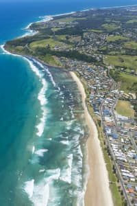 Aerial Image of LENNOX HEAD AERIAL
