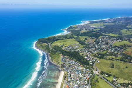 Aerial Image of LENNOX HEAD AERIAL