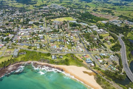 Aerial Image of KIAMA AND SURROUNDS