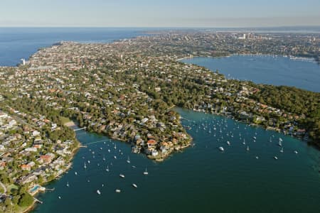 Aerial Image of VAUCLUSE LOOKING SOUTH