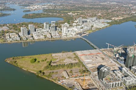 Aerial Image of WENTWORTH POINT AND RHODES, LOOKING EAST