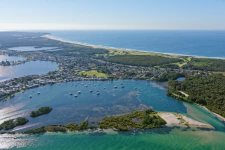 Aerial Image of SWAN BAY LOOKING EAST