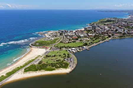 Aerial Image of NEWCASTLE EAST LOOKING SOUTH