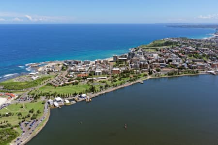 Aerial Image of NEWCASTLE EAST LOOKING SOUTH
