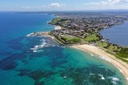 Aerial Image of NOBBYS BEACH LOOKING SOUTH-WEST OVER NEWCASTLE