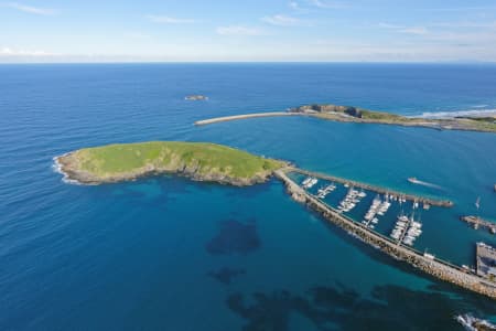 Aerial Image of MUTTONBIRD ISLAND LOOKING SOUTH