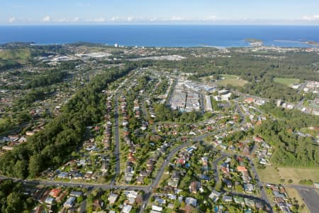 Aerial Image of COFFS HARBOUR LOOKING EAST