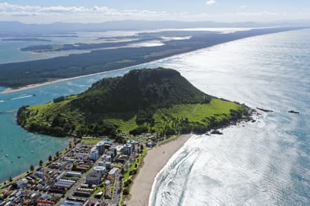 Aerial Image of MOUNT MAUNGANUI BEACH LOOKING WEST