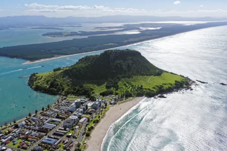 Aerial Image of MOUNT MAUNGANUI BEACH LOOKING WEST