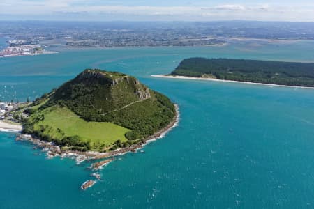 Aerial Image of MOUNT MAUNGANUI  AND MATAKANA ISLAND