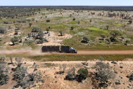 Aerial Image of CATTLE TRUCK NEAR CARINDA