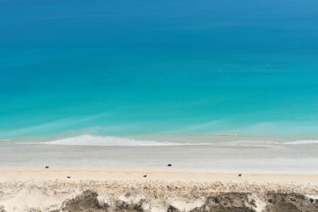 Aerial Image of CABLE BEACH LOOKING WEST