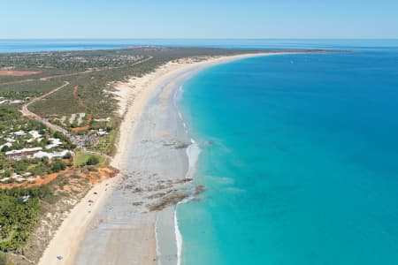 Aerial Image of CABLE BEACH LOOKING SOUTH