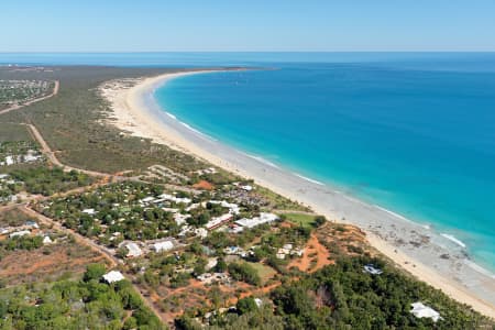 Aerial Image of CABLE BEACH CLUB LOOKING SOUTH-WEST