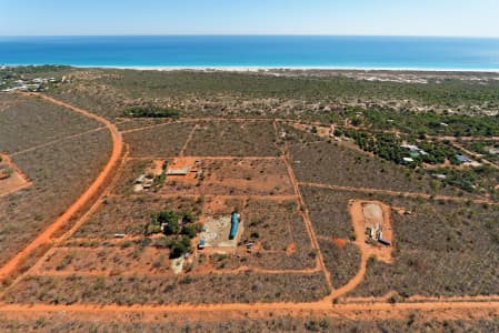 Aerial Image of BILINGURR LOOKING WEST