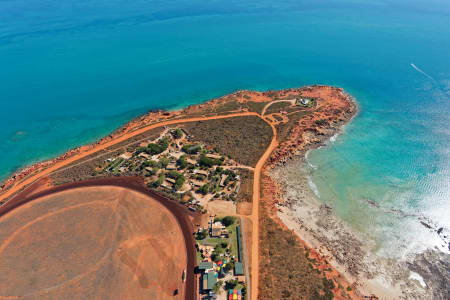 Aerial Image of GANTHEAUME POINT LOOKING WEST