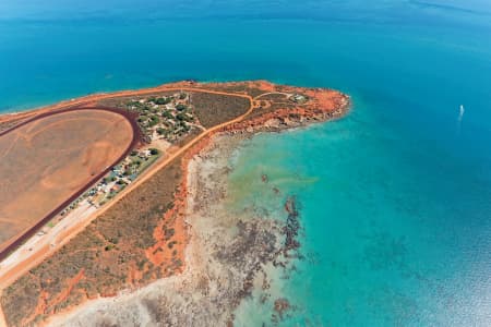 Aerial Image of GANTHEAUME POINT LOOKING WEST