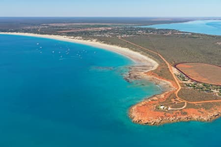 Aerial Image of GANTHEAUME POINT LOOKING EAST