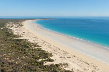 Aerial Image of CABLE BEACH LOOKING SOUTH-WEST