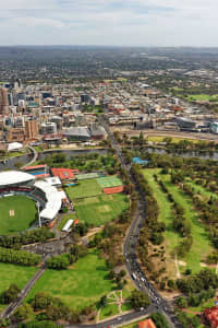 Aerial Image of NORTH ADELAIDE LOOKING SOUTH TO ADELAIDE CBD