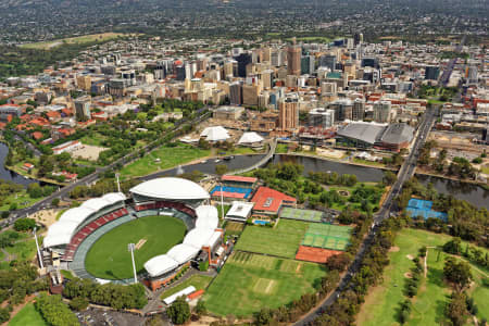 Aerial Image of ADELAIDE OVAL AND MEMORIAL DRIVE LOOKING TOWARDS ADELAIDE CBD