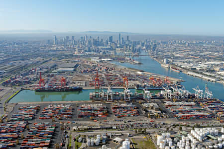 Aerial Image of YARRAVILLE LOOKING EAST TO MELBOURNE CBD