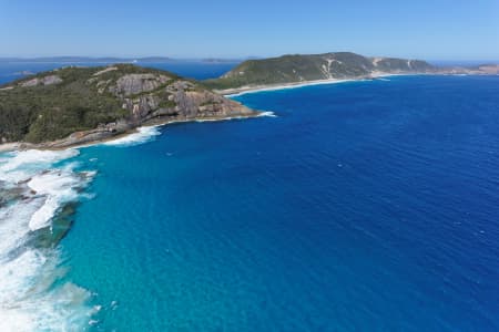 Aerial Image of ISTHMUS BAY LOOKING NORTH-EAST