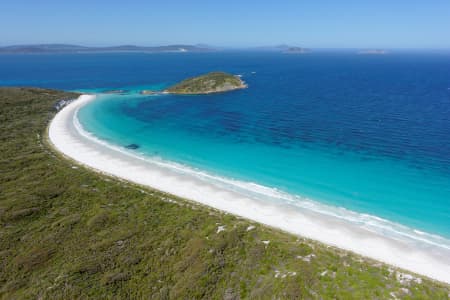 Aerial Image of GOODE BEACH LOOKING NORTH-EAST