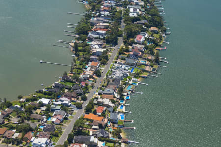 Aerial Image of KANGAROO POINT NEW SOUTH WALES WATER FRONT HOMES