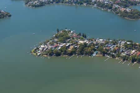 Aerial Image of KANGAROO POINT NEW SOUTH WALES WATER FRONT HOMES