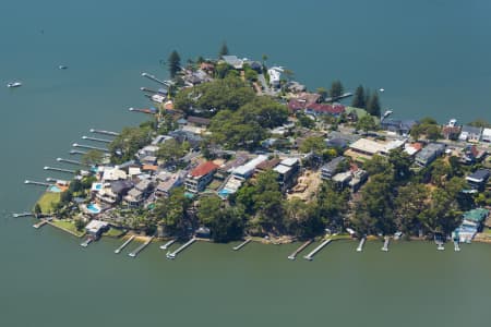 Aerial Image of KANGAROO POINT NEW SOUTH WALES WATER FRONT HOMES