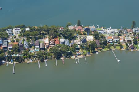 Aerial Image of KANGAROO POINT NEW SOUTH WALES WATER FRONT HOMES