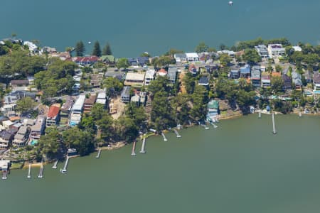 Aerial Image of KANGAROO POINT NEW SOUTH WALES WATER FRONT HOMES