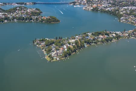 Aerial Image of KANGAROO POINT NEW SOUTH WALES WATER FRONT HOMES