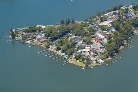 Aerial Image of KANGAROO POINT NEW SOUTH WALES WATER FRONT HOMES