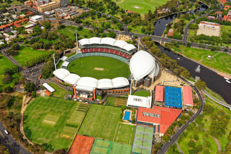 Aerial Image of ADELAIDE OVAL AND MEMORIAL DRIVE TENNIS CLUB
