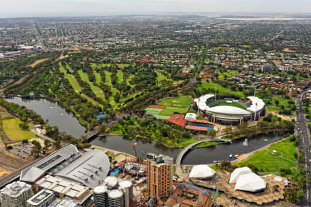 Aerial Image of RIVERBANK PRECINCT, LOOKING NORTH OVER MEMORIAL DRIVE AND ADELAIDE OVAL