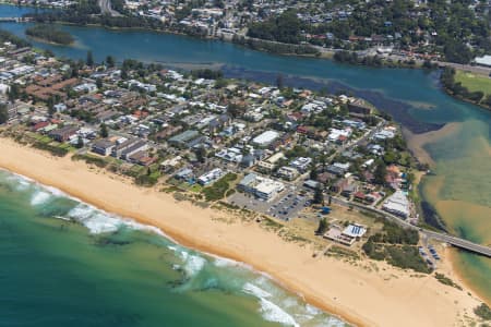 Aerial Image of NARRABEEN