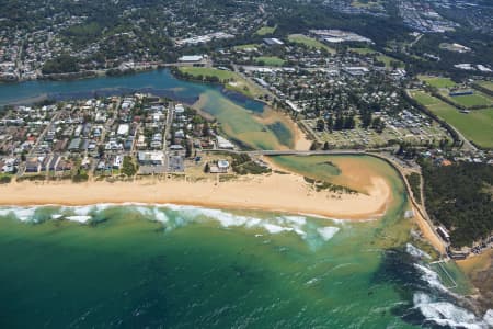 Aerial Image of NARRABEEN