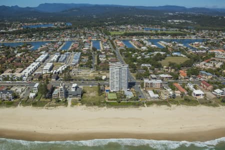 Aerial Image of PALM BEACH, QUEENSLAND