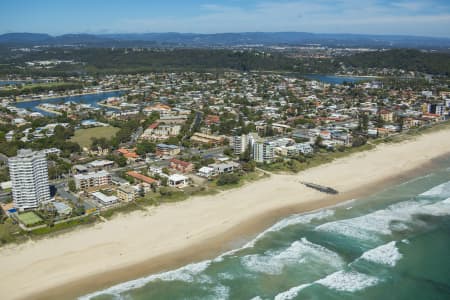 Aerial Image of PALM BEACH, QUEENSLAND