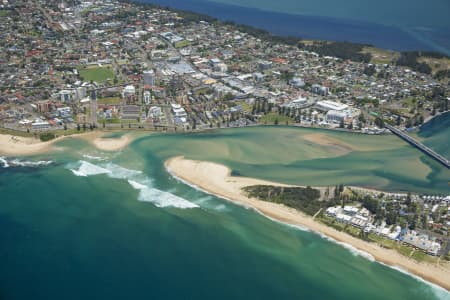 Aerial Image of THE ENTRANCE NORTH