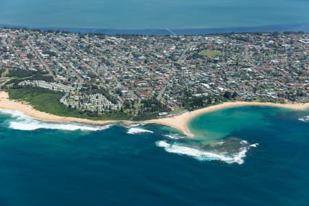 Aerial Image of TOOWOON BAY SURF LIFE SAVING CLUB
