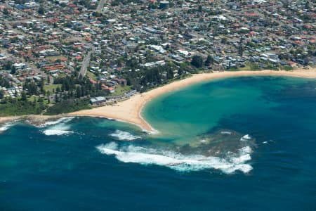 Aerial Image of TOOWOON BAY SURF LIFE SAVING CLUB