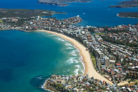 Aerial Image of QUEENSCLIFF, FRESHWATER & MANLY