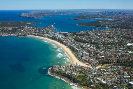 Aerial Image of QUEENSCLIFF, FRESHWATER & MANLY