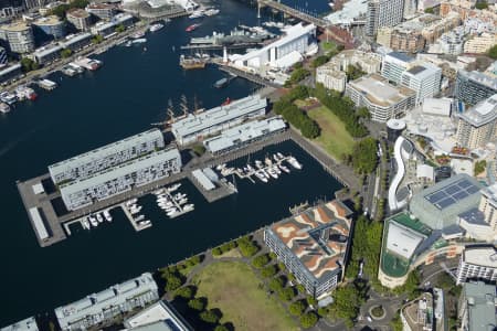 Aerial Image of PYRMONT