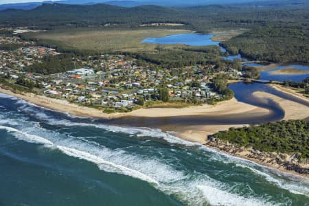 Aerial Image of LAKE CATHIE