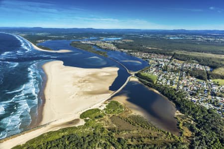 Aerial Image of HARRINGTON